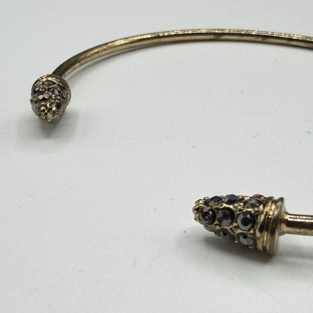 N/A gold tone